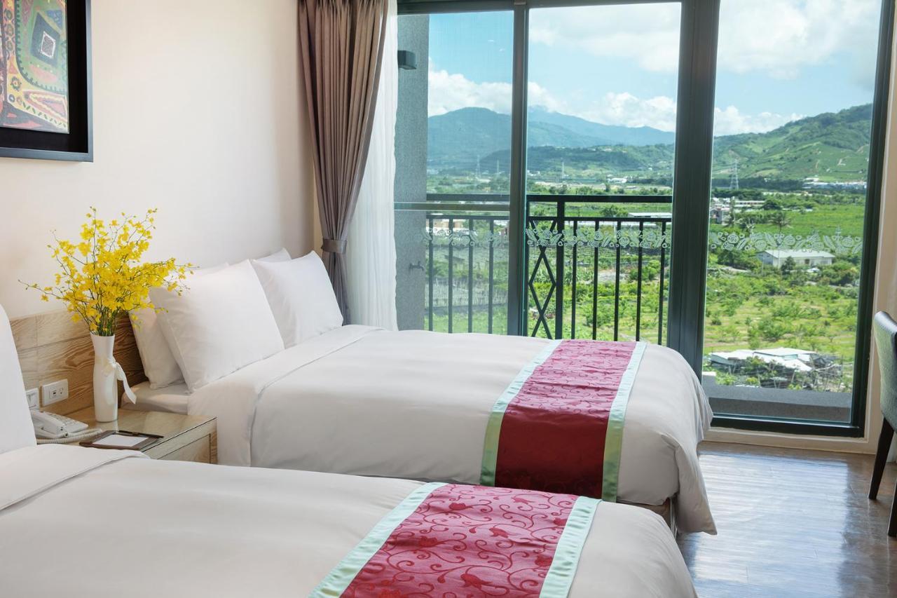 Naruwan Galaxy Place Taitung Luaran gambar